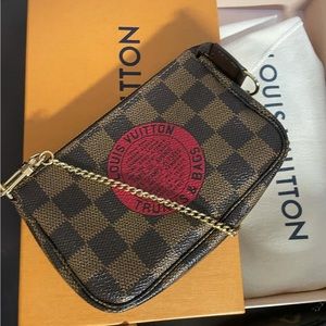 Damier ebene mini pochette